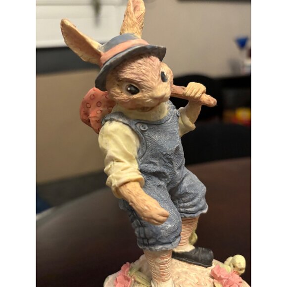 Vintage Easter Bunny Rabbit Music Box "Easter Parade" 8.25" - Picture 16 of 16